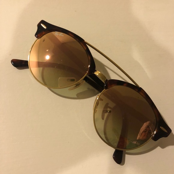 Never worn Ray-Bans - Picture 3 of 4